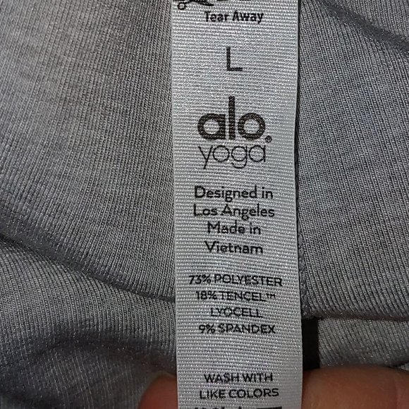 Alo Leggings - Picture 4 of 4